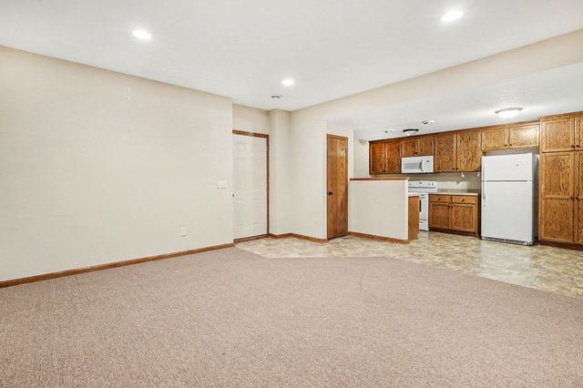 70 W Louis Street, Elko New Market, MN 55054