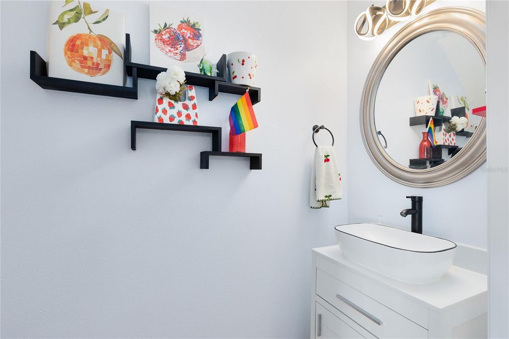 Image 11 of property listing at 3009 ASHFORD PARK PLACE, Oviedo, FL 32765