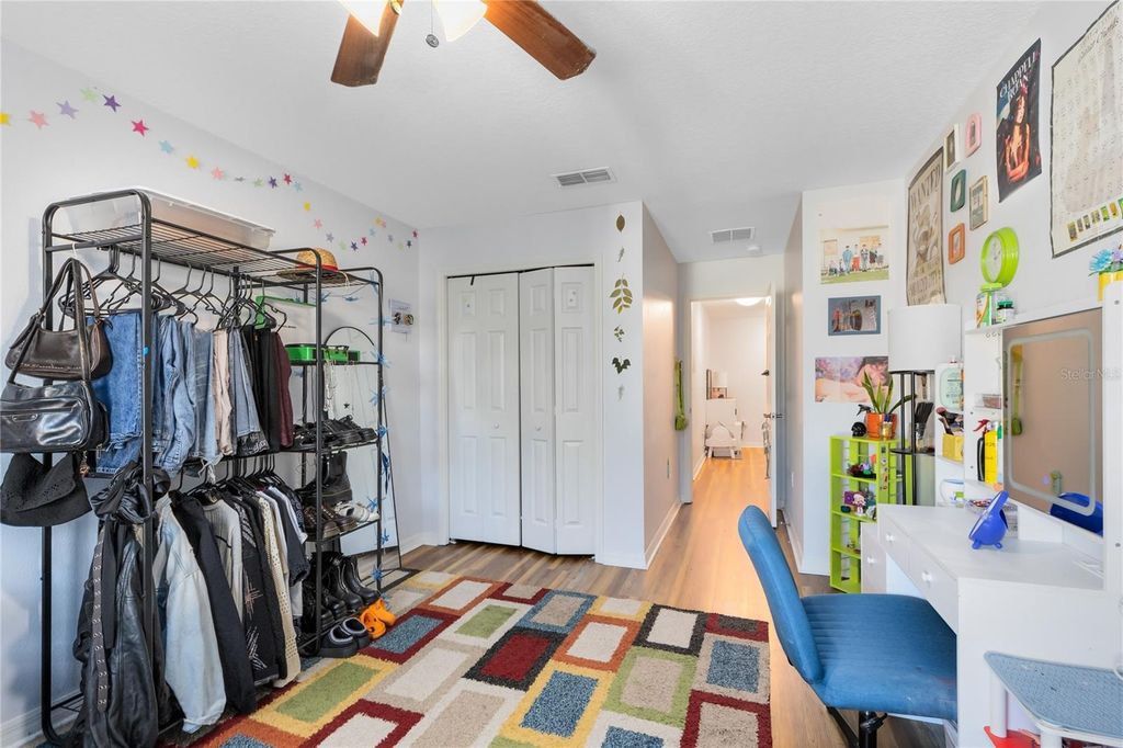 Image 16 of property listing at 3009 ASHFORD PARK PLACE, Oviedo, FL 32765