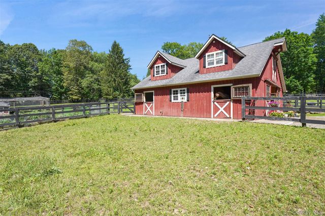 48 Davids Way, Bedford Hills, NY 10507