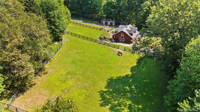 48 Davids Way, Bedford Hills, NY 10507