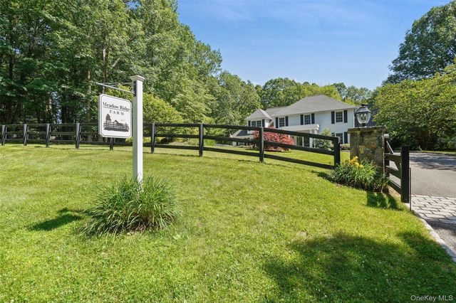 48 Davids Way, Bedford Hills, NY 10507