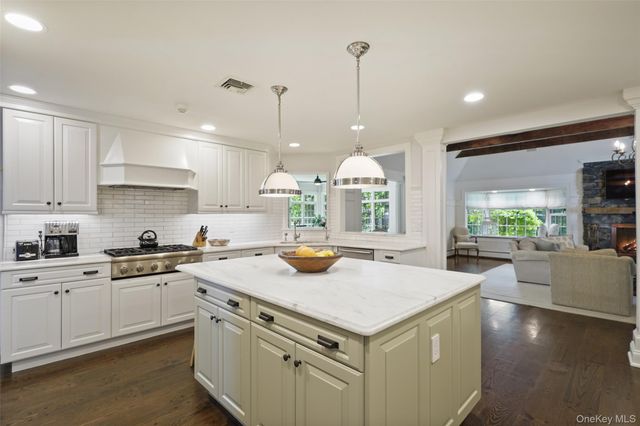 48 Davids Way, Bedford Hills, NY 10507