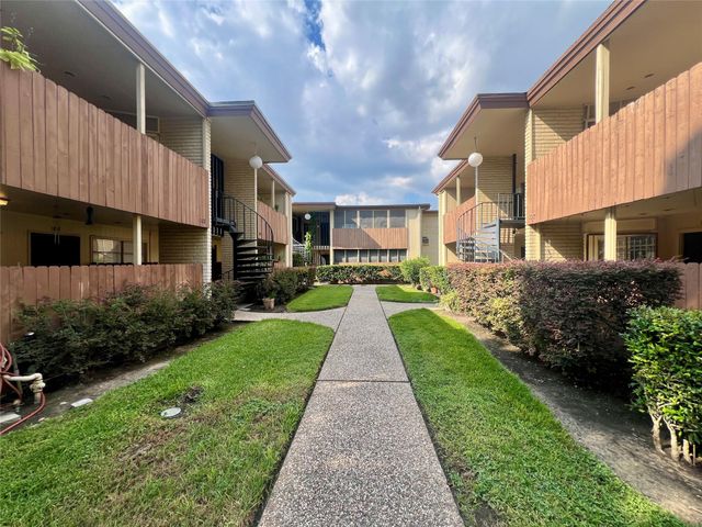 7714 Renwick Drive K107, Houston, TX 77081