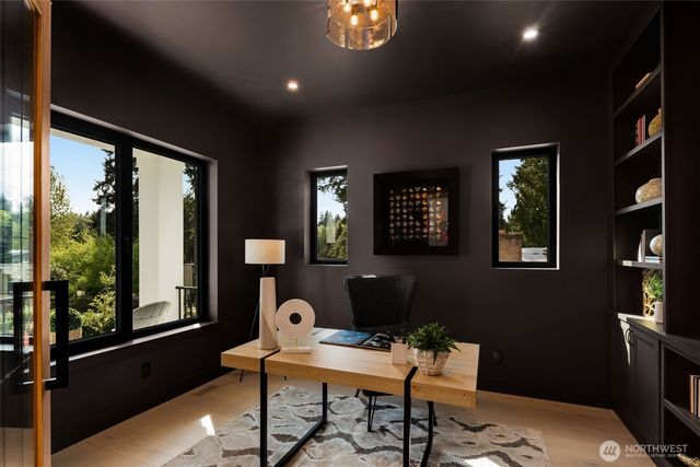 14902 SE 46th Street, Bellevue, WA 98006