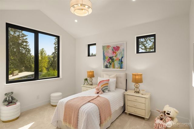 14902 SE 46th Street, Bellevue, WA 98006