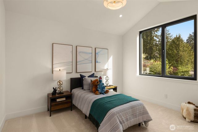 14902 SE 46th Street, Bellevue, WA 98006