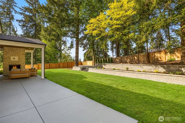 14902 SE 46th Street, Bellevue, WA 98006