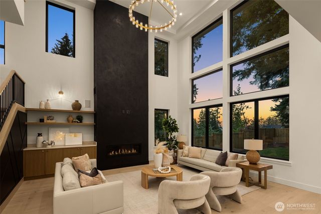 14902 SE 46th Street, Bellevue, WA 98006