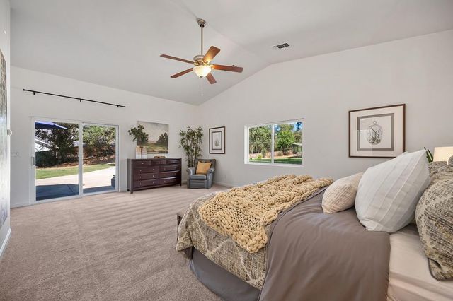 3875 Oak Tree Ln, Loomis, CA 95650