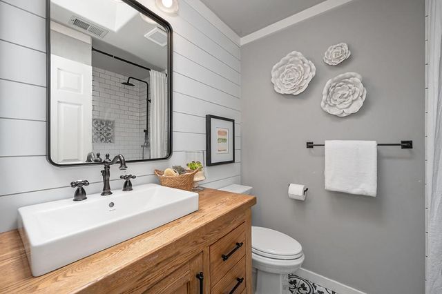 3875 Oak Tree Ln, Loomis, CA 95650