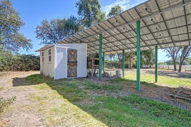 3875 Oak Tree Ln, Loomis, CA 95650