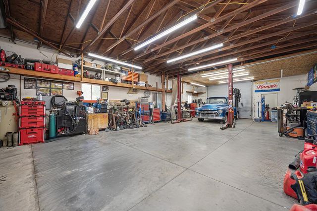 3875 Oak Tree Ln, Loomis, CA 95650