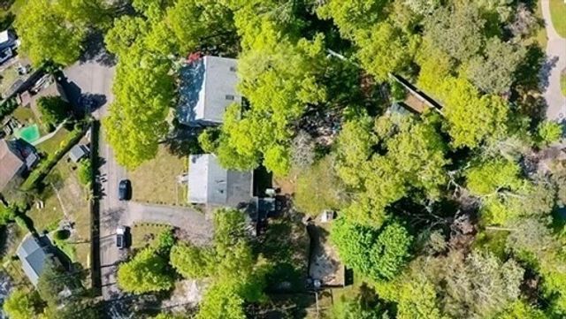 7 Central Ave, Plymouth, MA 02360