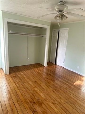 7 Central Ave, Plymouth, MA 02360