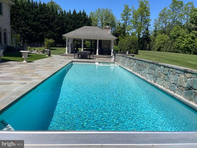 11409 HIGHLAND FARM CT, Potomac, MD 20854