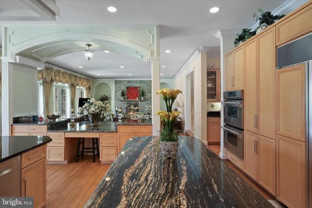 11409 HIGHLAND FARM CT, Potomac, MD 20854