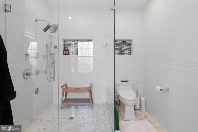 11409 HIGHLAND FARM CT, Potomac, MD 20854