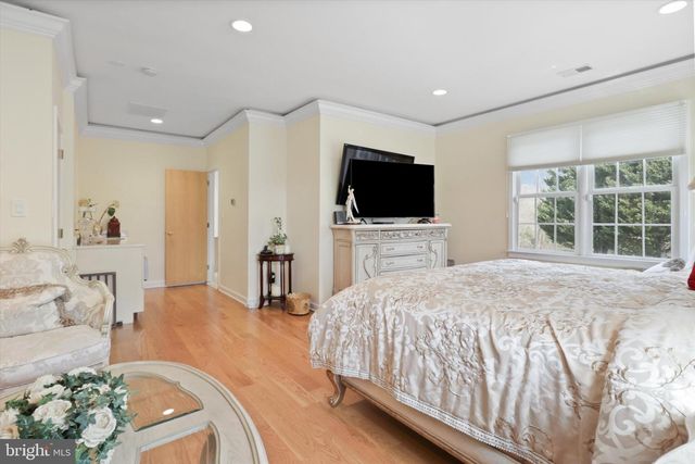 11409 HIGHLAND FARM CT, Potomac, MD 20854