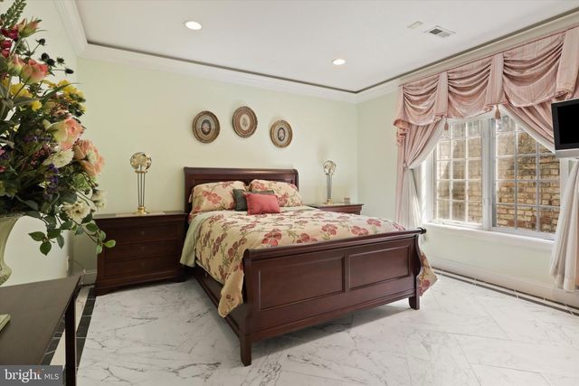 11409 HIGHLAND FARM CT, Potomac, MD 20854