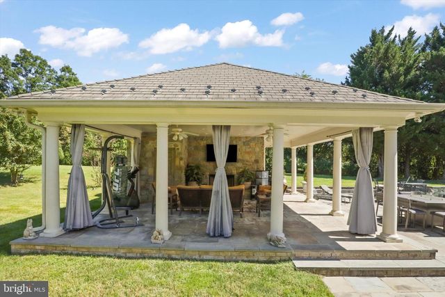 11409 HIGHLAND FARM CT, Potomac, MD 20854