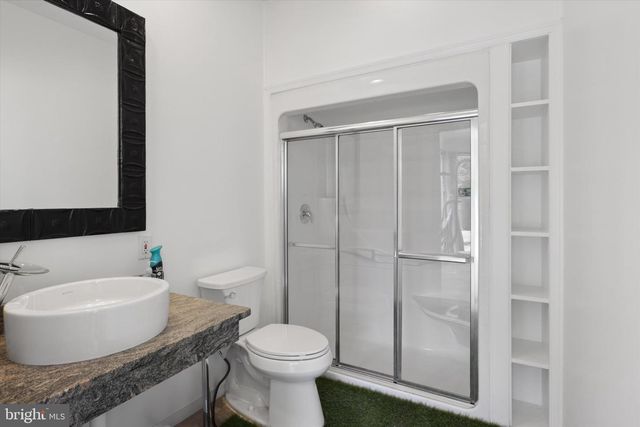 11409 HIGHLAND FARM CT, Potomac, MD 20854