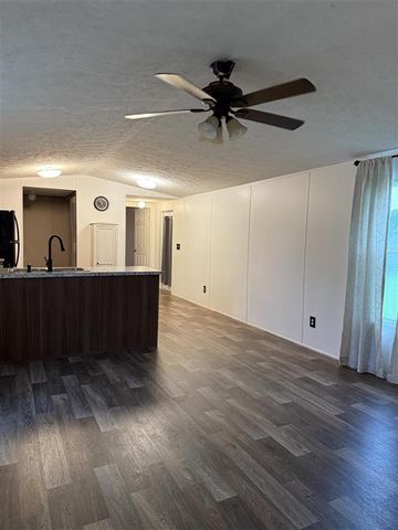 4105 Moss Avenue, Sulphur, LA 70663