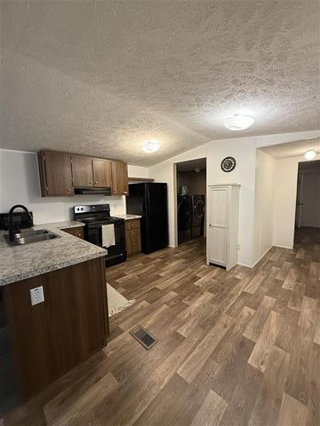 4105 Moss Avenue, Sulphur, LA 70663