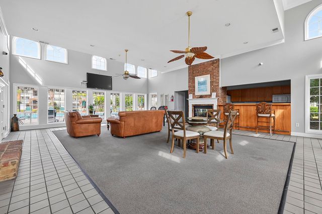 3795 Hitchcock Way Apt 615, Myrtle Beach, SC 29577