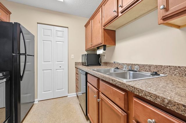 3795 Hitchcock Way Apt 615, Myrtle Beach, SC 29577