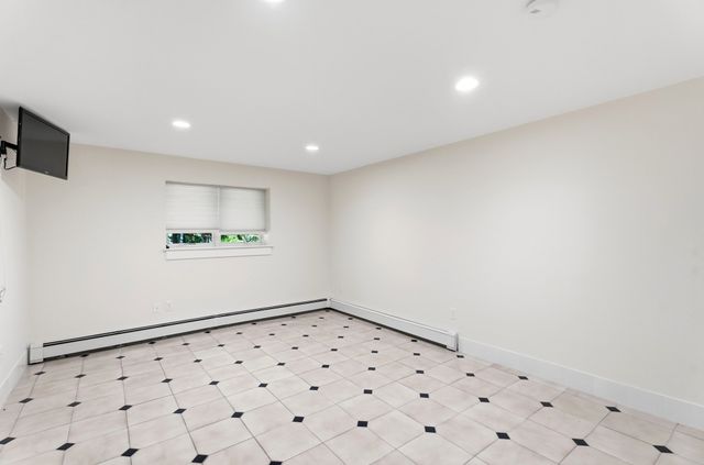 13 Bates Ln 13, Westford, MA 01886