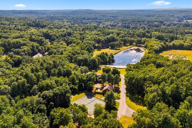 13 Bates Ln 13, Westford, MA 01886