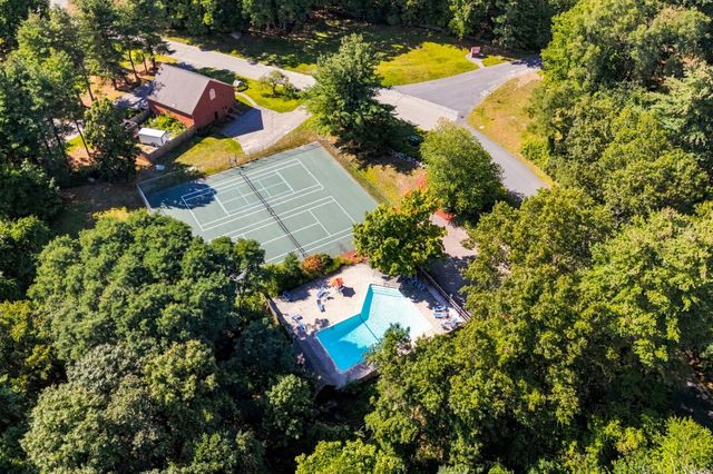 13 Bates Ln 13, Westford, MA 01886