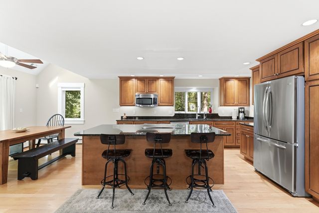13 Bates Ln 13, Westford, MA 01886