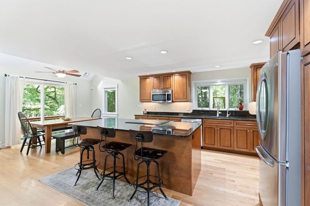 13 Bates Ln 13, Westford, MA 01886