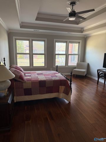 2605 Quarter Lane, Hampton Cove, AL 35763