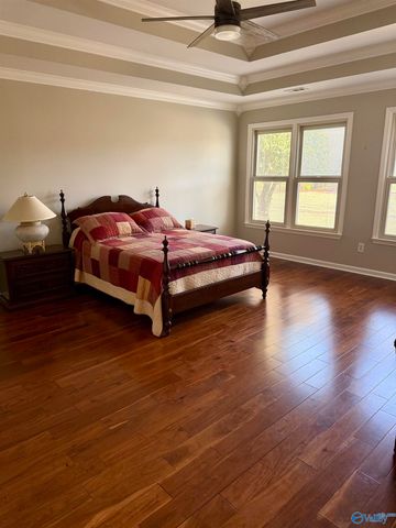 2605 Quarter Lane, Hampton Cove, AL 35763