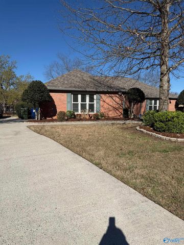 2605 Quarter Lane, Hampton Cove, AL 35763