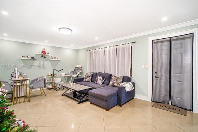 1457 Atlantic Shores Boulevard, Hallandale Beach, FL 33009