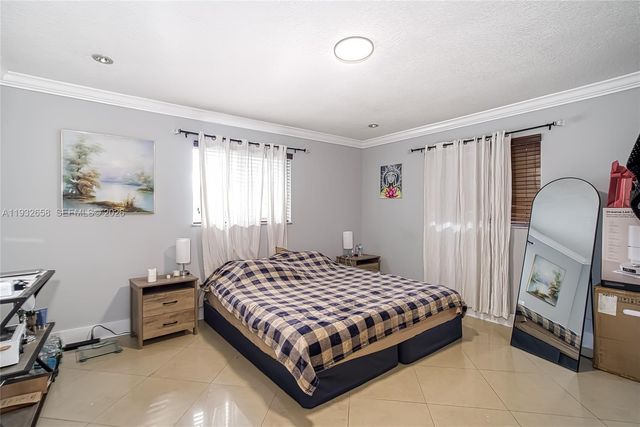 1457 Atlantic Shores Boulevard, Hallandale Beach, FL 33009