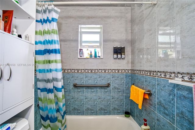 1457 Atlantic Shores Boulevard, Hallandale Beach, FL 33009