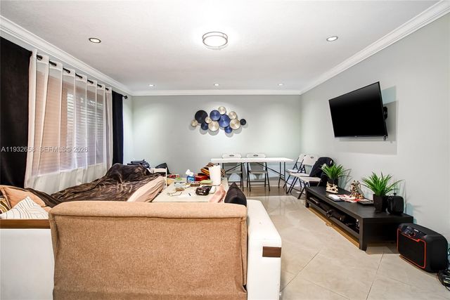 1457 Atlantic Shores Boulevard, Hallandale Beach, FL 33009