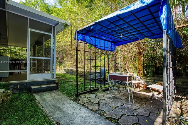 1457 Atlantic Shores Boulevard, Hallandale Beach, FL 33009