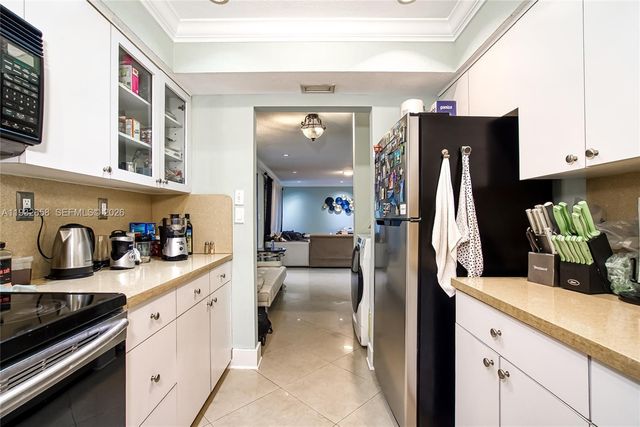 1457 Atlantic Shores Boulevard, Hallandale Beach, FL 33009