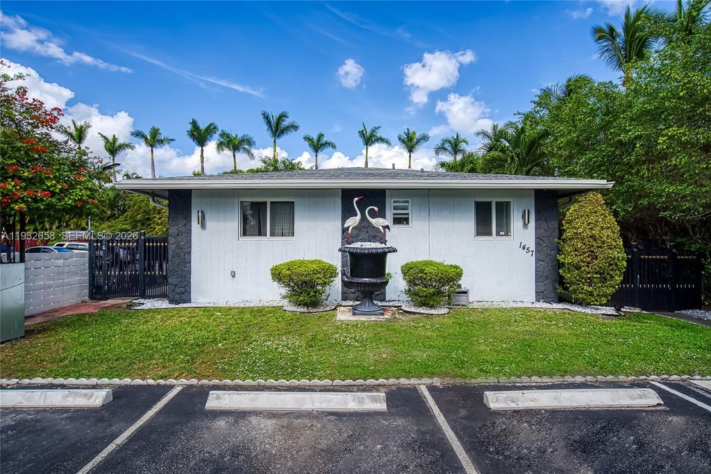 1457 Atlantic Shores Boulevard, Hallandale Beach, FL 33009