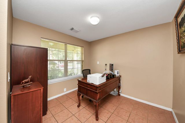 9414 Bauer Oaks Drive, Houston, TX 77095