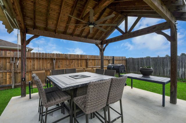 9414 Bauer Oaks Drive, Houston, TX 77095