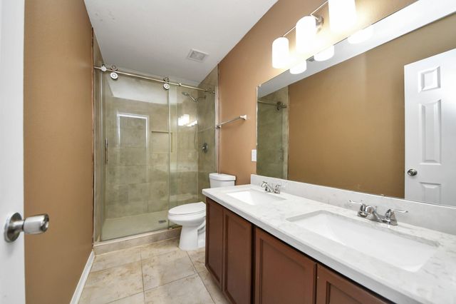 9414 Bauer Oaks Drive, Houston, TX 77095