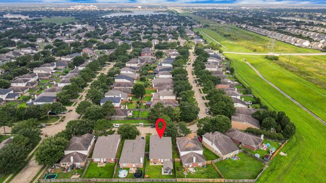 9414 Bauer Oaks Drive, Houston, TX 77095