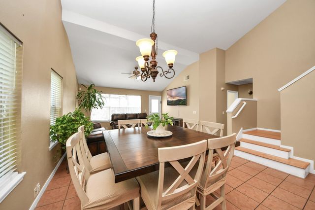 9414 Bauer Oaks Drive, Houston, TX 77095